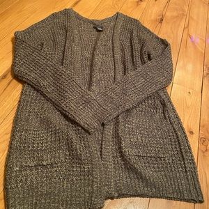 Cardigan with pockets